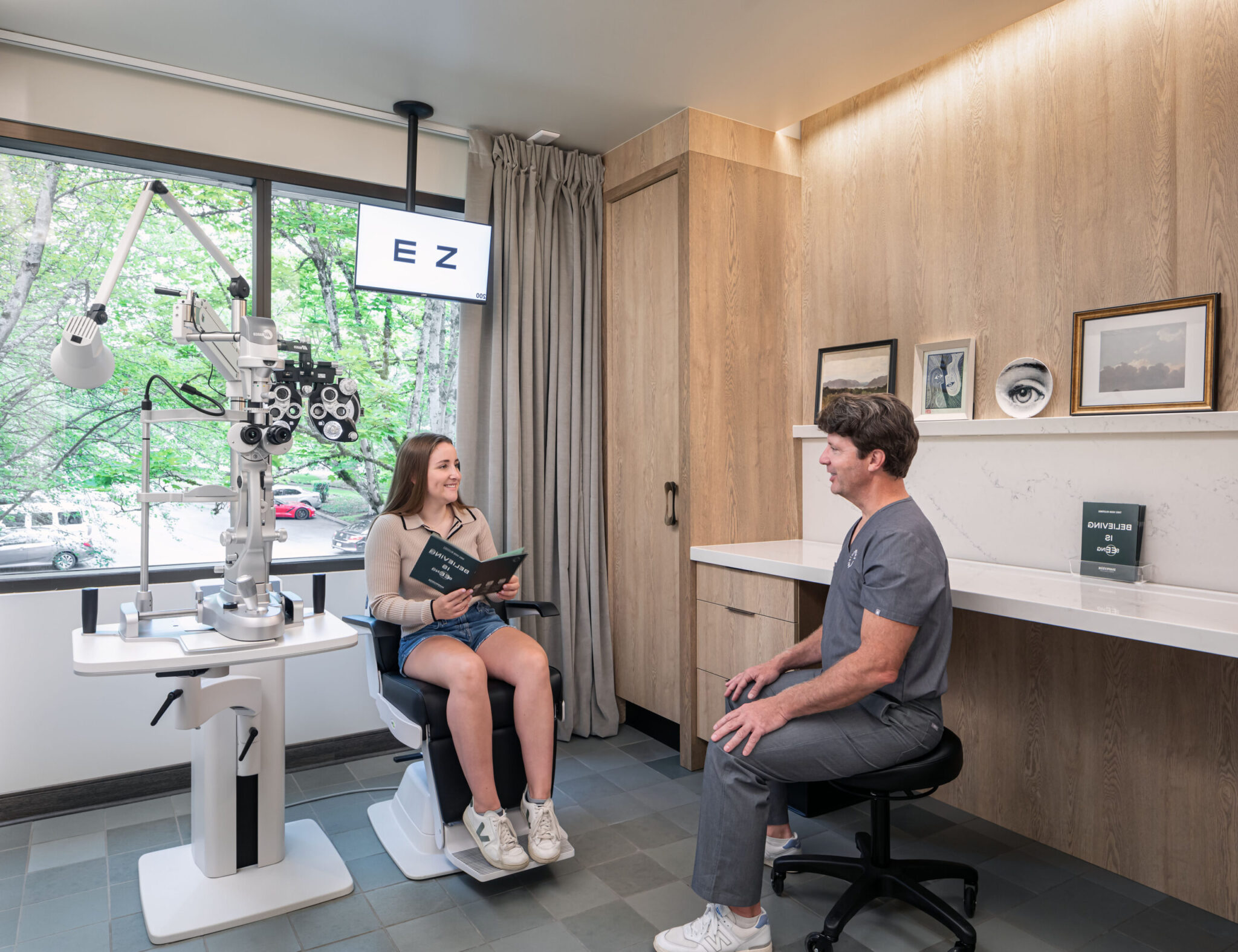 LASIK Surgery Seattle & Bellevue Eye Care Info & Costs